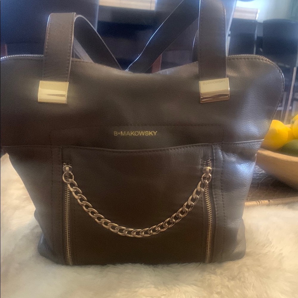 B. Makowsky Brown Leather Tote Bag